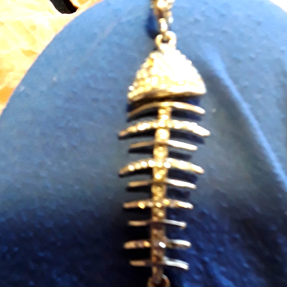 Silver Fishbone Necklace